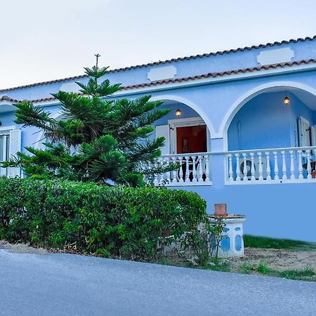 Vicky'S Village Private House Fiolitis Luaran gambar