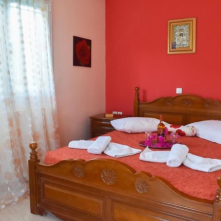 Vicky'S Village Private House Fiolitis Luaran gambar