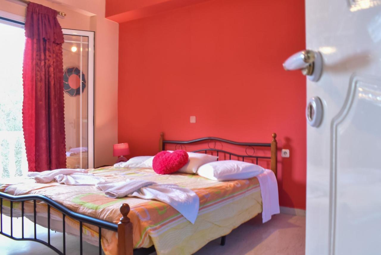 Vicky'S Village Private House Fiolitis Luaran gambar